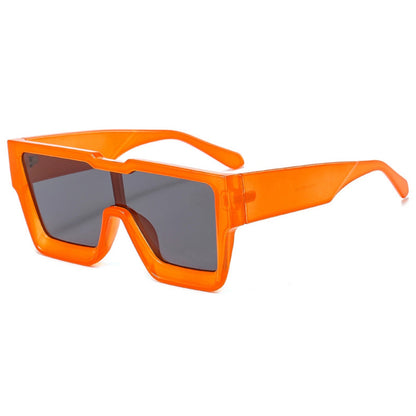 Γυαλιά ηλίου Toronto (Μάσκα) από την Exposure Sunglasses με προστασία UV400 με πορτοκαλί σκελετό και μαύρο φακό.Πλαινή όψη.